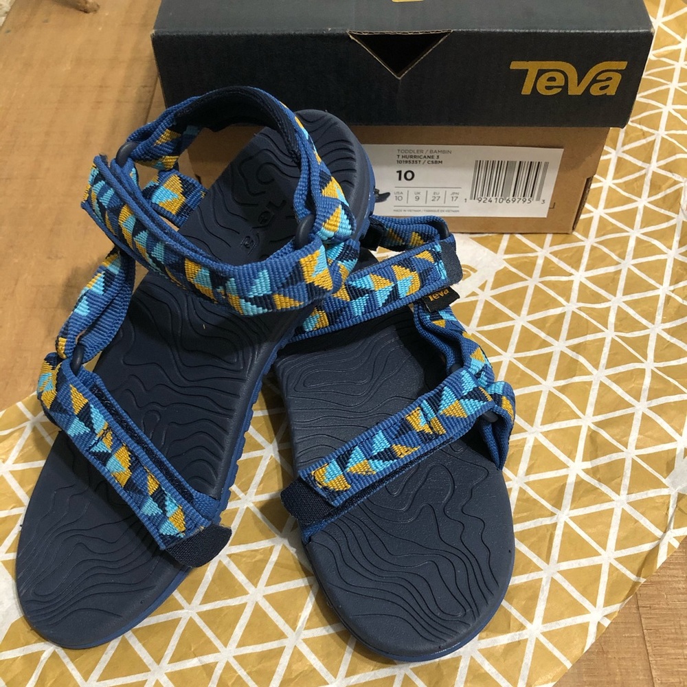 Toddler size 10 - TEVA Hurricane 3 Sandals